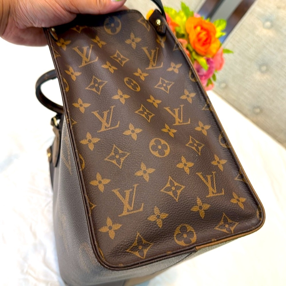 Authentic Louis Vuitton Brown OnTheGo MM Tote Bag - Picture 7 of 15